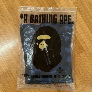 BAPE classic navy camo shark hoodie size M with shark hood and kangaroo pocket